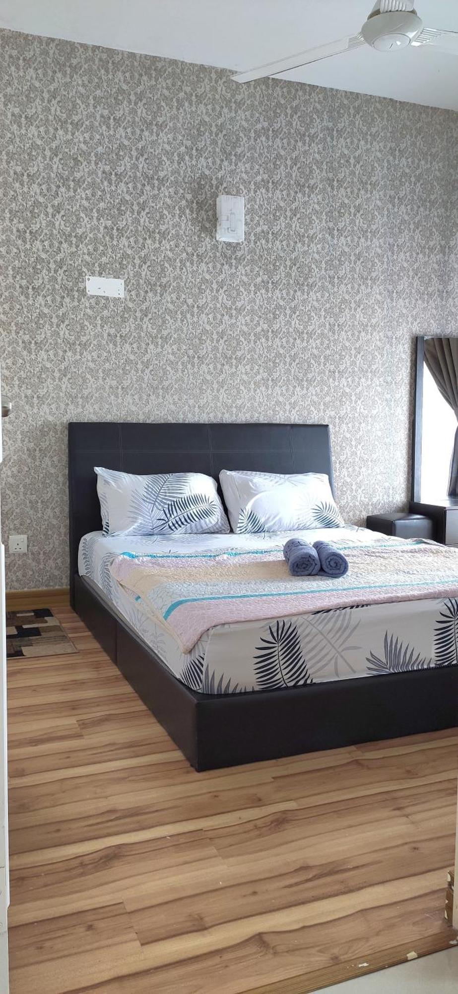 Dperdana -Dinies Pool,Wifi, Centre Of Kota Bharu, 4-5 Pax Apartment Ngoại thất bức ảnh